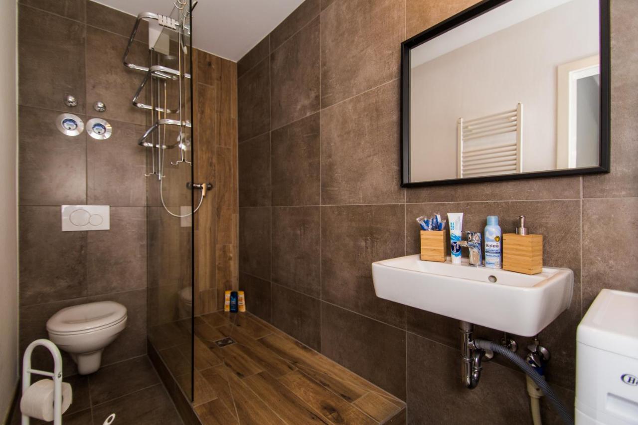 Apartments Kr Köln Ngoại thất bức ảnh